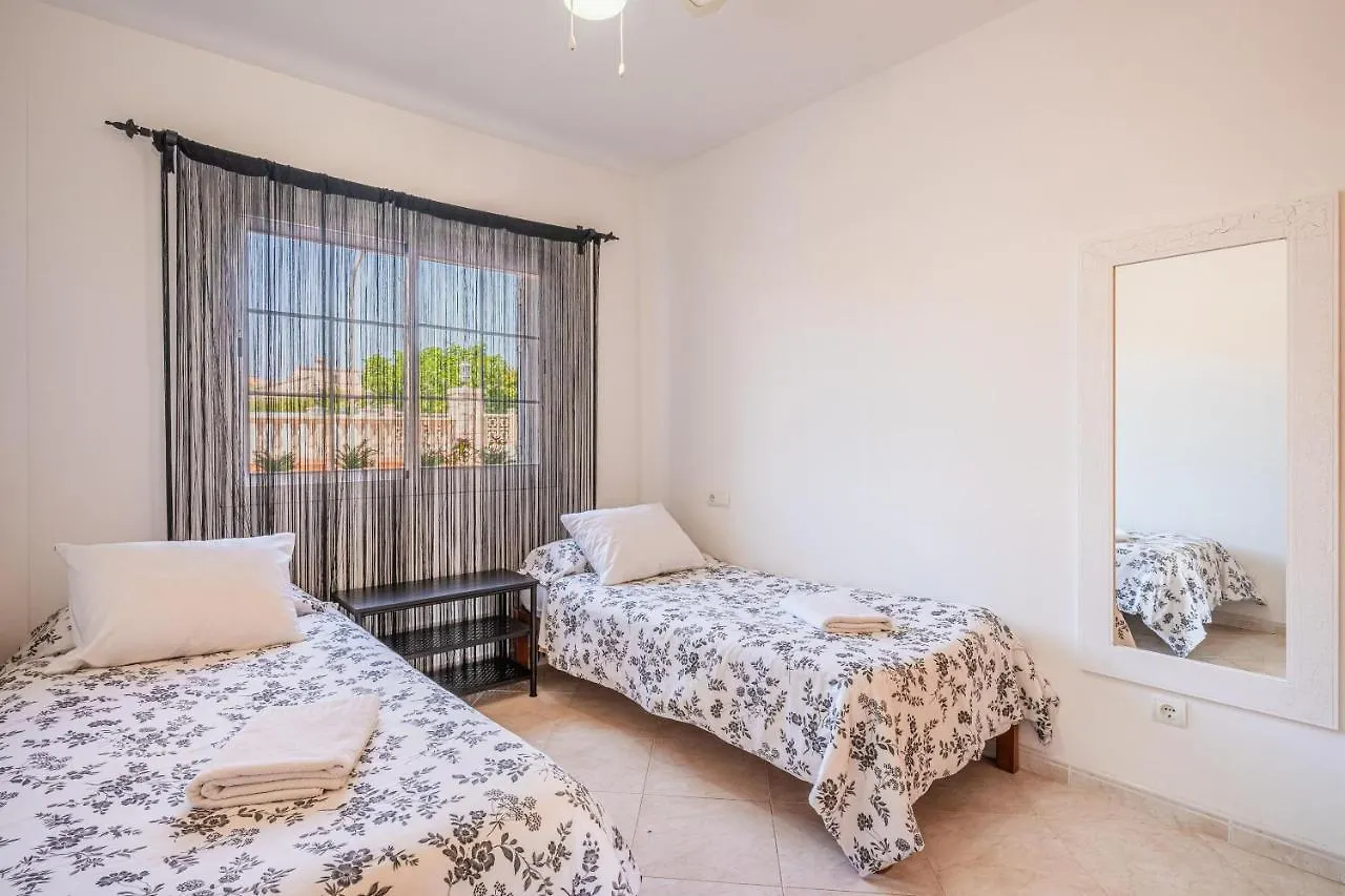 בית נופש לןקמאג'ור Casa Las Bahias